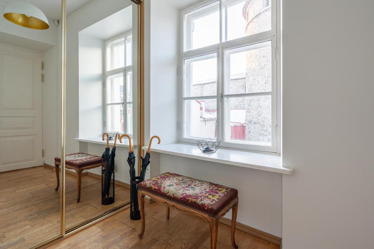 Old Town - Vana Viru Apartment Tallin Exterior foto